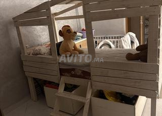 Lit cabane pour enfant 