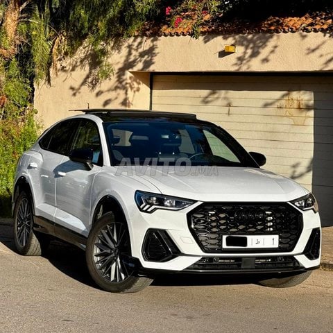 audi Q3 sportback s line
