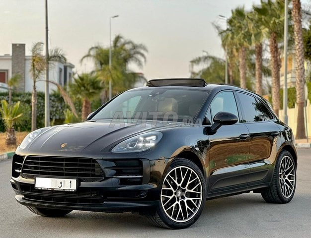 Porsche Macan Essence Automatique 2019 à Rabat
