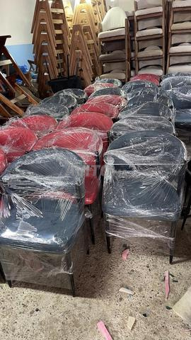 كراسي وطاولات للمقاهي في المغرب