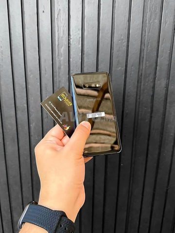 SAMSUNG S10E NOUVEAU 