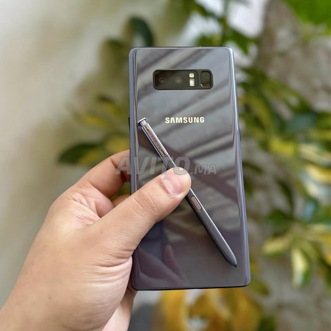 SAMSUNG NOTE 8