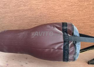 sac de frappe en cuir boxe 