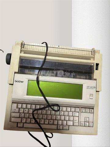 vintage الة قديمة للكتابة