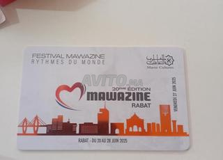 une seul carte black pour le 27 moblack 