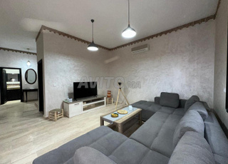 appartement moderne avec piscine 