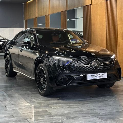 MERCEDES GLC 300de noir technic Paket 2025