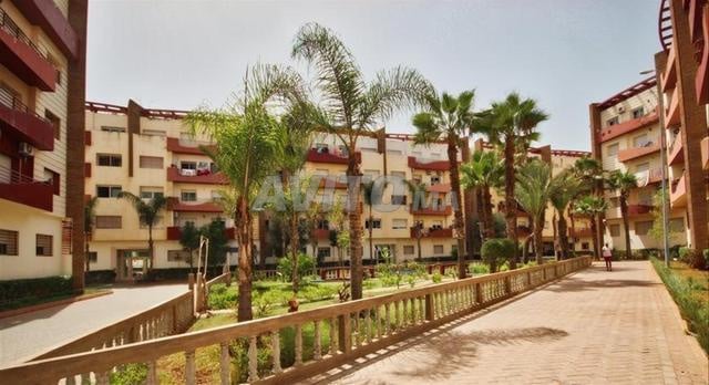 شقة للإيجار 100 م² في الدار البيضاء - 2