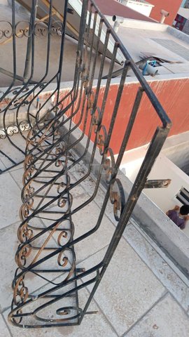 Garde-corps en fer forgé décoratif