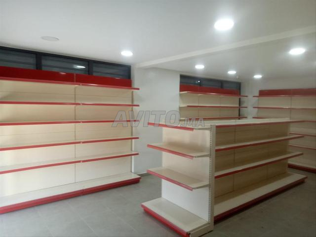 étager super marché