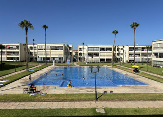 VUE PISCINE 100m² OLA BLANCA