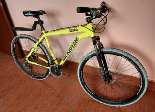 Vtt pneu 28 vites 7 في حالة جيدة جدا