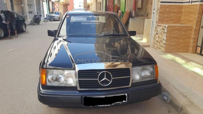 Mercedes-Benz 230 Essence Automatique 1989 à Nador
