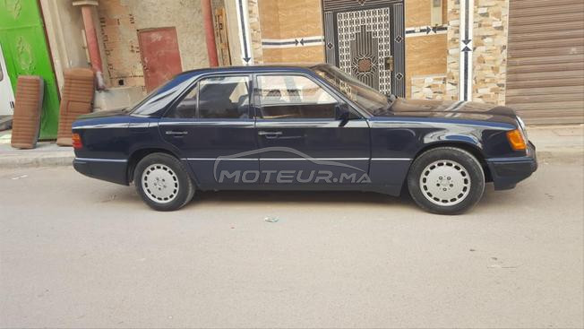 Mercedes-Benz 230 Essence Automatique 1989 à Nador