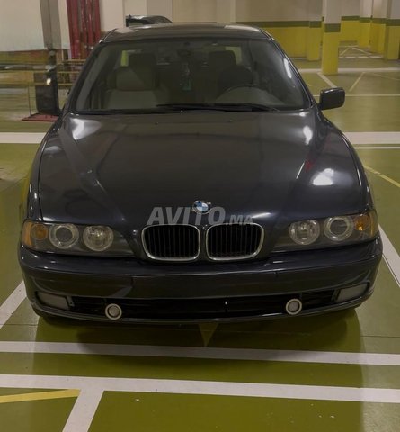 بي ام دبليو سيري 5 بنزين يدوي 1999 في سلا