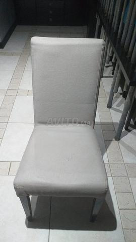 Chaises presque neuves comme sur la photo - 2