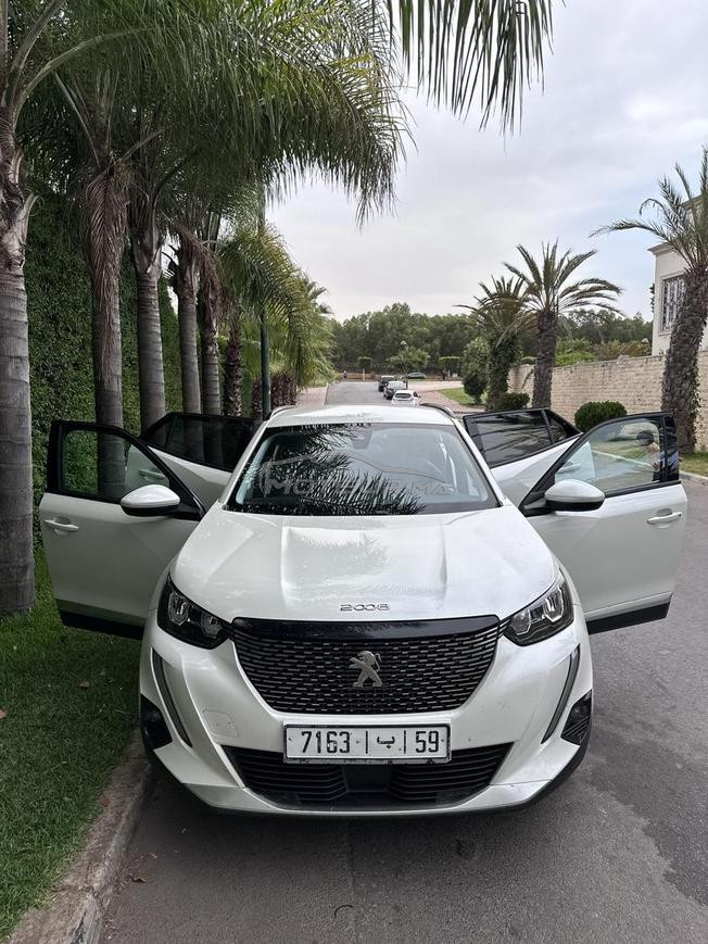 Peugeot 2008 Diesel Automatique 2021 à Kénitra