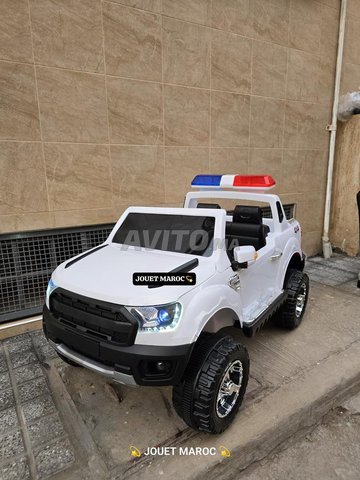 la voiture FORD Police 