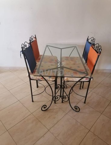 Salle à manger et 2 petit lits en Fer Forger