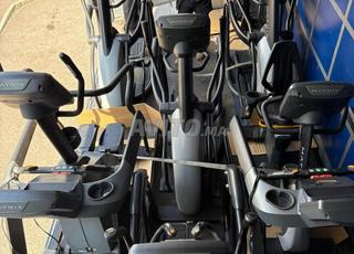 استيراد وتوزيع معدات رياضية