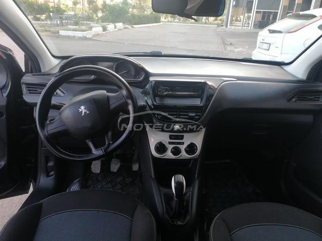 peugeot 208 tout option 