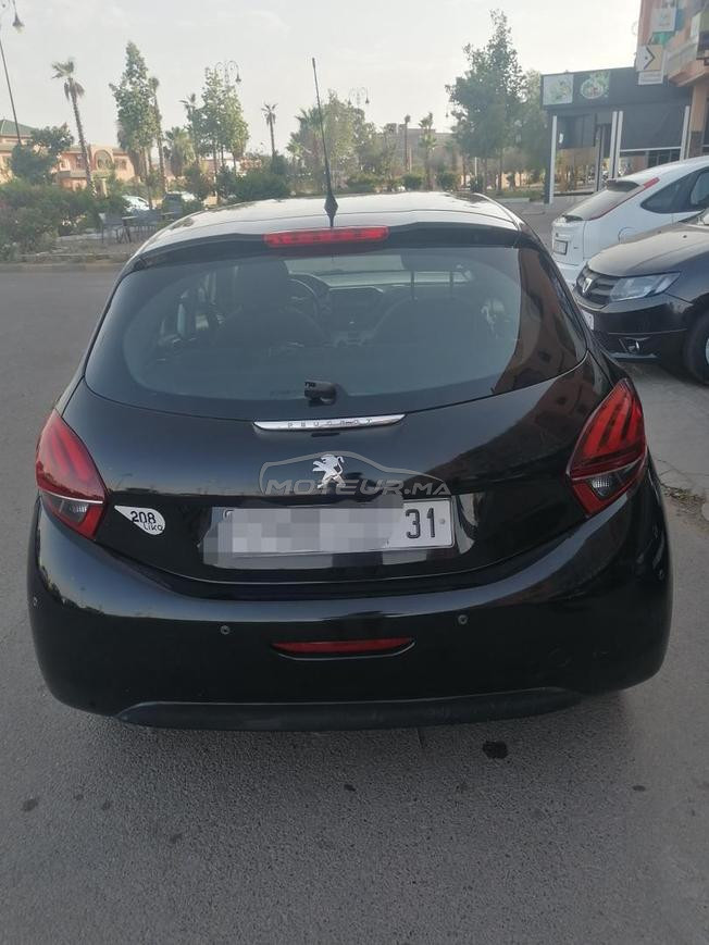 peugeot 208 tout option 