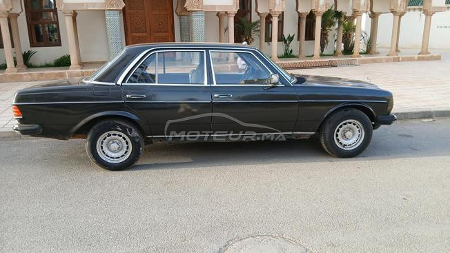 MERCEDES 240D