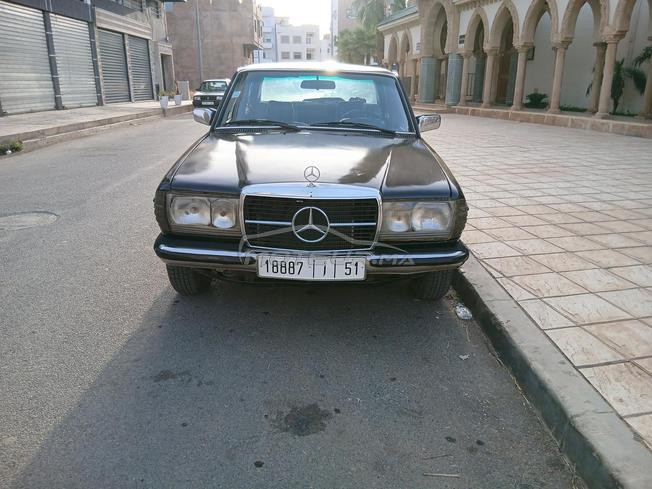 MERCEDES 240D