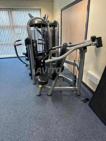 Salle musculation complète importer occasion
