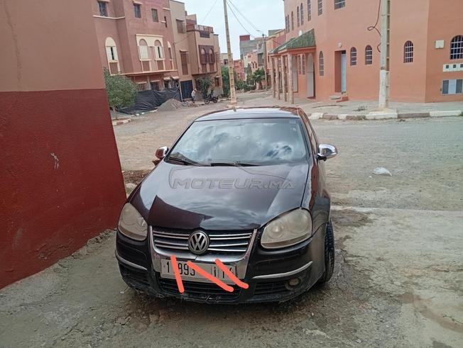 سيارة في حالة جيدة