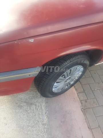 رينو آر 9 ديزل يدوي 1985 في قلعة السراغنة