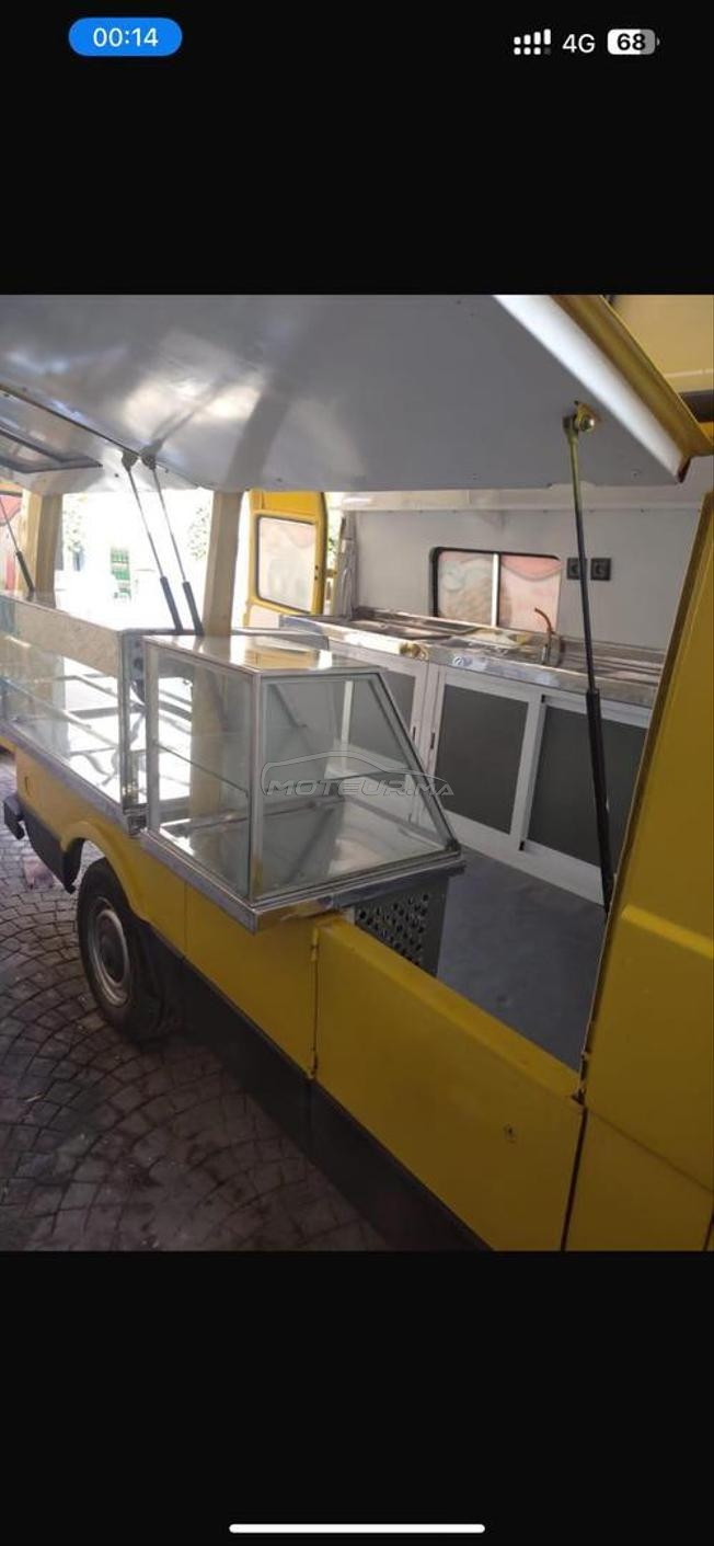 Volkswagen LT 28 à Tanger