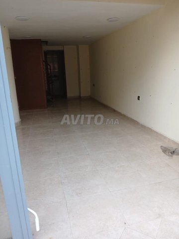 locale a vendre a côté d’hôtel Ezzahia