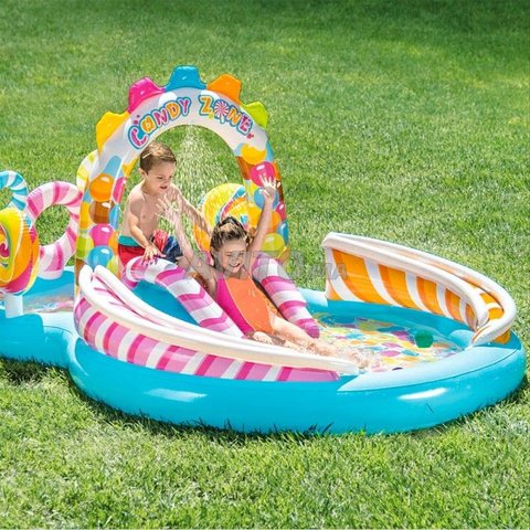 Air De Jeux Aquatique Royaume Des Bonbons - INTEX
