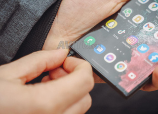 Promo S22 Ultra 256Go 12Go Cable Type-C Offert