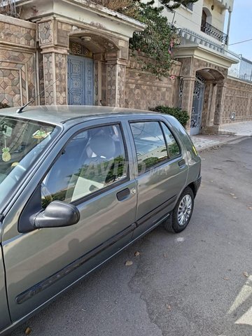 Renault Clio Diesel Manuelle 1995 à Casablanca