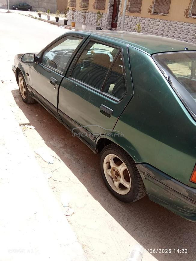 Renault 19