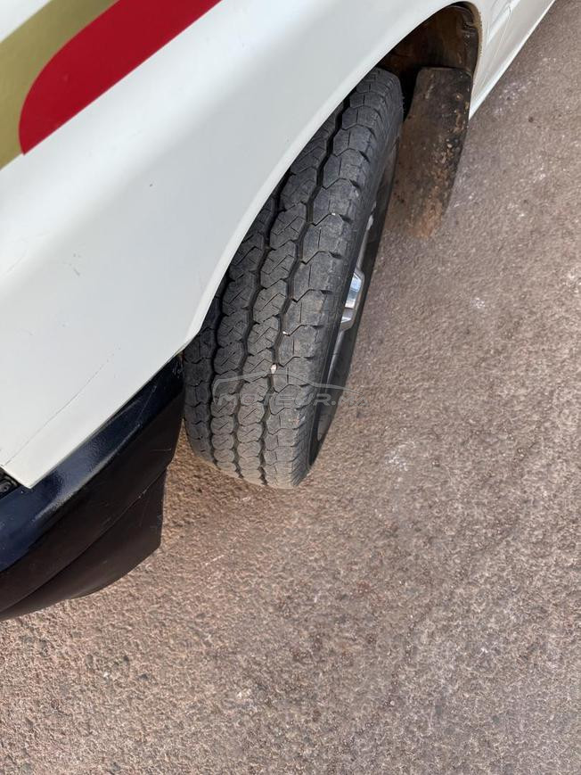 ISUZU PICKUP