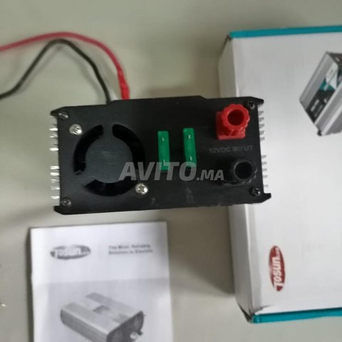 Onduleur 12V / 220V /600W-1200W محول كهربائي
