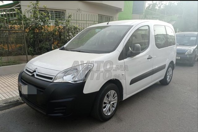 Citroën Berlingo Diesel Manuelle 2016 à Rabat