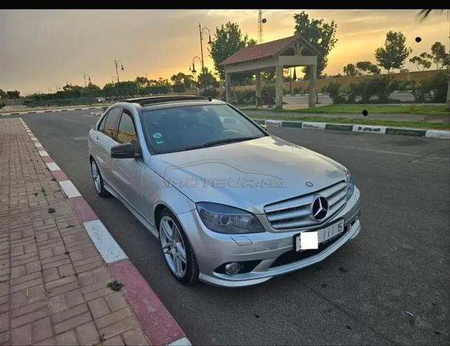 مرسيدس-بنز 220 ديزل أوتوماتيك 2008 في وجدة