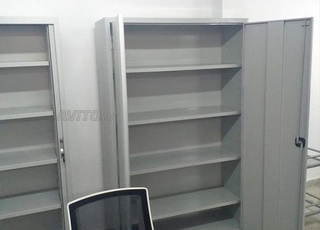 Armoire métallique haute a deux portes battante 