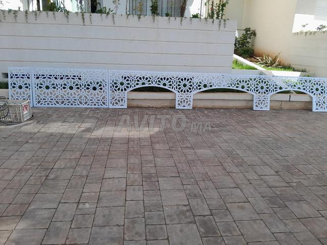 Décoration du clôturer de terrasse 