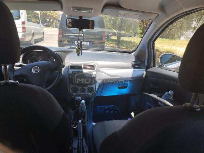 Fiat Punto Essence Manuelle 2015 à Tanger