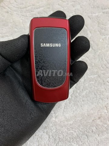 un Samsung SGH-X20 red 