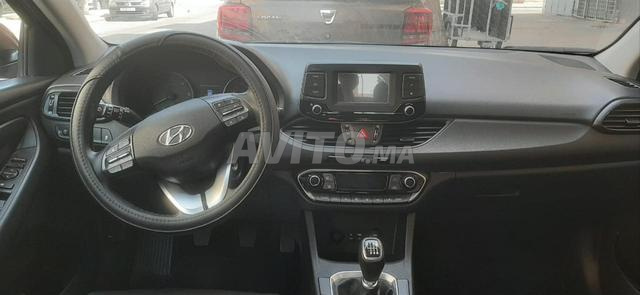 Hyundai i30 Diesel Manuelle 2017 à Casablanca - 2