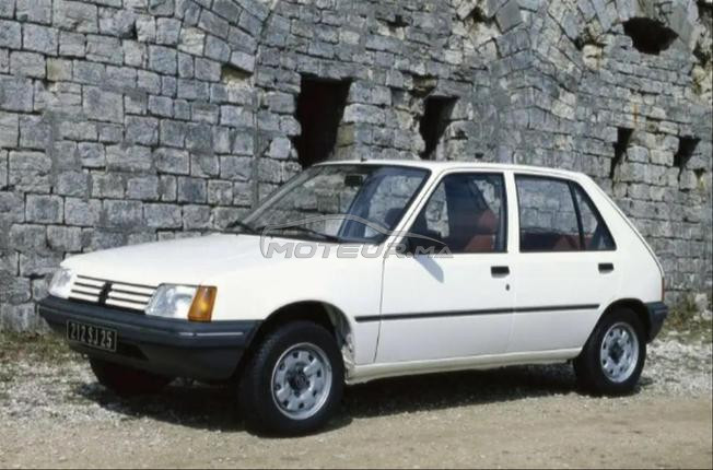 Peugeot 205 Essence Manuelle 2009 à Tanger