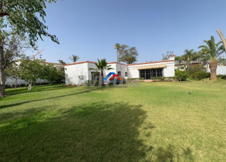 Villa plain-pied à louer Souissi Rabat