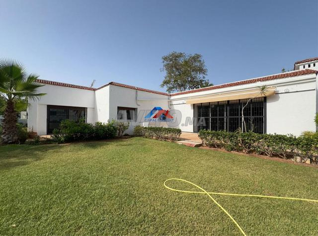 Villa plain-pied à louer Souissi Rabat - 2