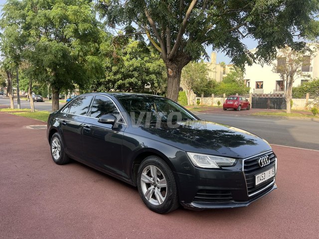 Audi A4 Diesel Automatique 2017 à Rabat